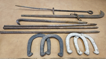 Horseshoes & 36" Stakes, 160# Scale Arm, 28" Crowbar
