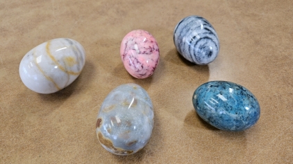 2.5" & 3" Stone Eggs