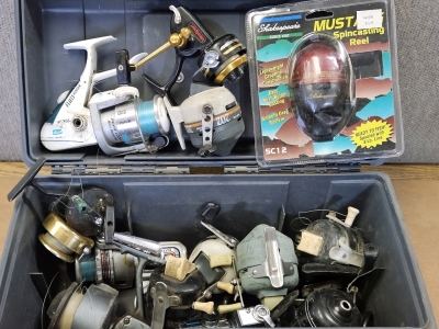 16" Box w/ Fishing Reels