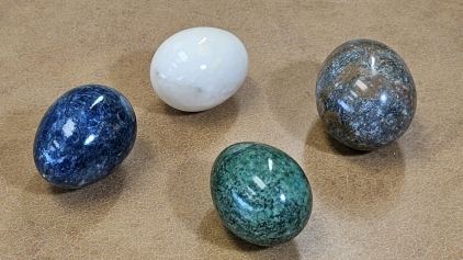 2.5" & 3" Stone Eggs