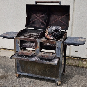 Brinkman Professional Double Charcoal Grill