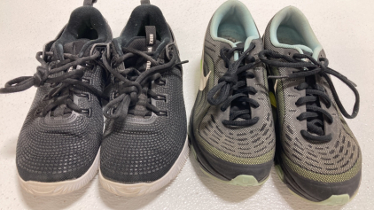 (2) Nike Sneakers Size 6.5