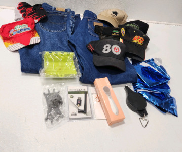 (2) Pairs Of Men's Wranglers, (7) Men's Hats, Assorted Accessories