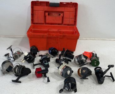 (17) Differnt Fishing Reels