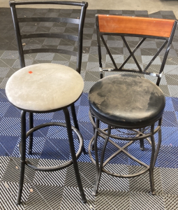 (2 Mismatched Barstools