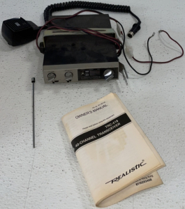 Vintage Realistic* TCR-418 C.B. 40-Channel Transceiver