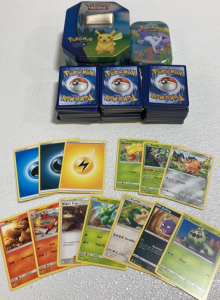 200+ Pok&eacute;mon Cards