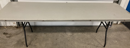 8&rsquo; Plastic Table