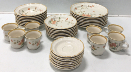 40pc Dish Set