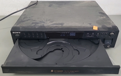 Tested Sony 5 Disc CD Changer