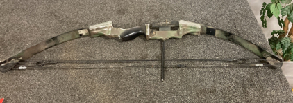 York Compound Bow No Arrows Has Front And Rear Sights Please Inspect