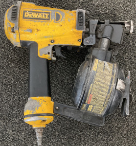 DeWalt D51321 Heavy Duty Coil Roofing Nailer