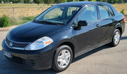 2010 Nissan Versa - Cruise Control!