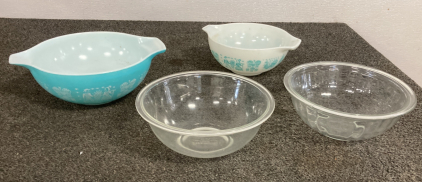 Pyrex Bowls