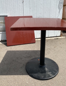 (2) 31&rdquo;x30&rdquo;x32&rdquo; Brown Wooden Tables (1) Black Stand