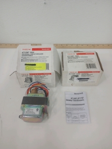 (2) Honeywell Tradeline Universal Circuit Breaker Transformers