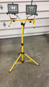(1) Floodlight