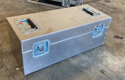 24&rdquo;x9&rdquo;x8&rdquo; Penn Elcom Aluminum Pelican Style Padded Case