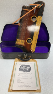 Hawaiian Tremoloa w/ Case