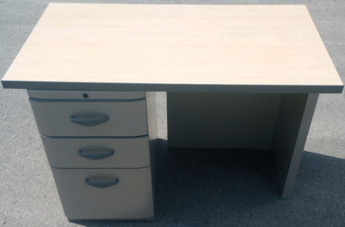 (1) Metal 42" x 23" x 28" 3-Drawer Desk With Wood Top