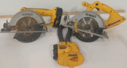 (2) DeWalt 18v Cordless 7-1/4" Circular Sawals (1) DeWalt 18v Flashlight