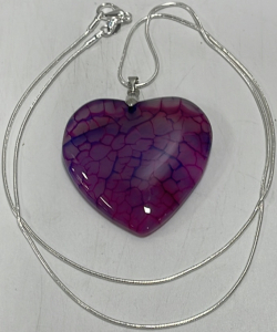 (1) 116.10ct Dragon Veins Agate Heart Gemstone Pendant .925 Silver Necklace