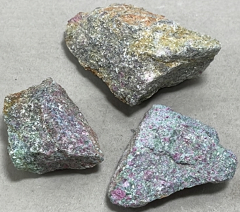 (3) Pieces 440.50ct Total Ruby/Sapphire Rough Gemstones For Cabing