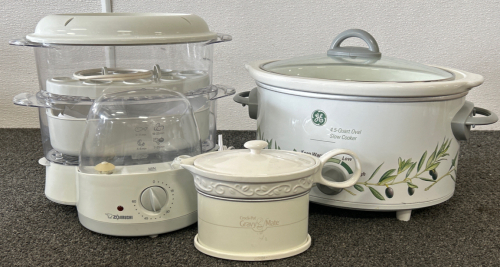 Gourmet Steamer, Gravy Mate Crock Pot and GE 4.5 Quart Oval Slow Cooker