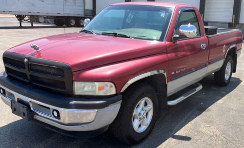 1999 Dodge Ram 1500 - Toolbox!