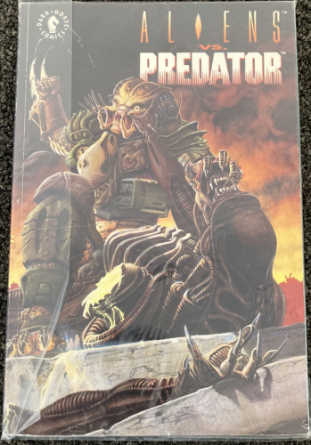 Dark Horse Comics Aliens vs. Predator Graphic Novel