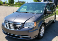 2016 Chrysler Town & Country - DVD - 125K - Good Tires