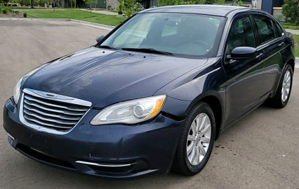 2013 Chrysler 200 - Good Tires - Runs Good!