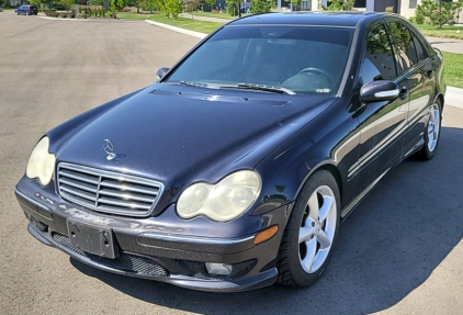 2005 Mercedes C230 - Options!