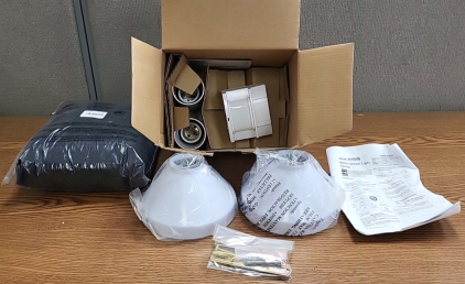 Appears New Outdoor Security Light, Door Screen, Apron and More