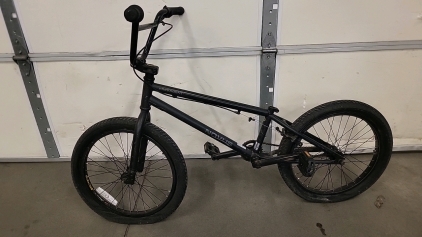 Novas FA BMX Bicycle