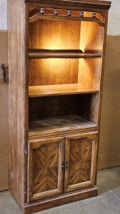 Lighted Cabinet 32x18x76