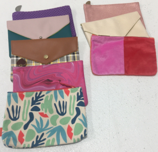 (8) Ispy Bags