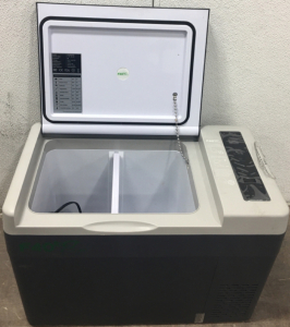 Electric Ice Chest/Cooler