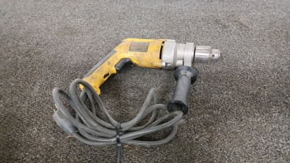 DeWalt 1/2" VSR Drill