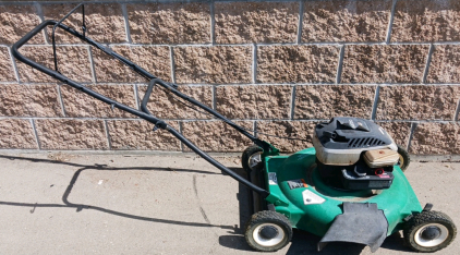 Poulan Lawnmower