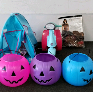 Children's Toys and Decorations