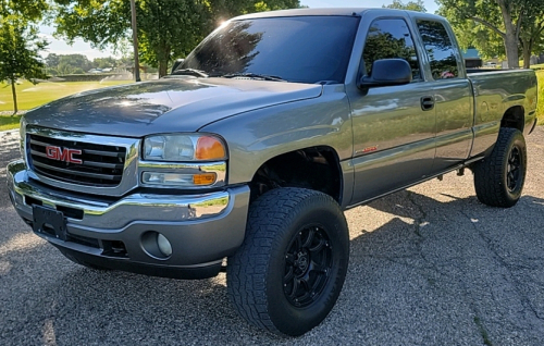 2006 GMC Sierra - 4x4!