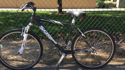 26&rdquo; Schwinn High Plains (Black/White)
