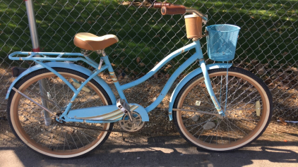26&rdquo; Huffy Nassau Cruiser (Blue)