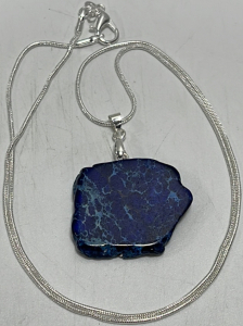 (1) 28.30ct Dark Blue Sea Sediment Jasper Freeform Slice 24&rdquo; Silver .925 Necklace