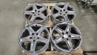 Set of (4) Aluminum 18.5" Acura Wheels