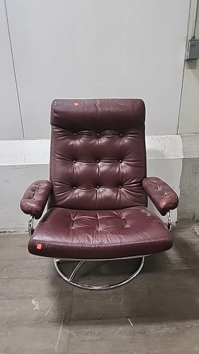 Reclining Leather Chair