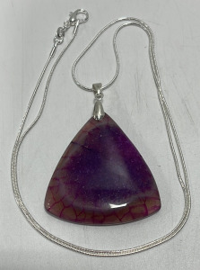 (1) 102.7ct Dragon Veins Agate Gemstone Triangle Silver .925 Necklace