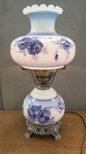 Very Nice Working Vintage 3-Way Table Lamp