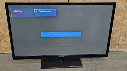 Working 51" Samsung Plasma TV w/ Remote